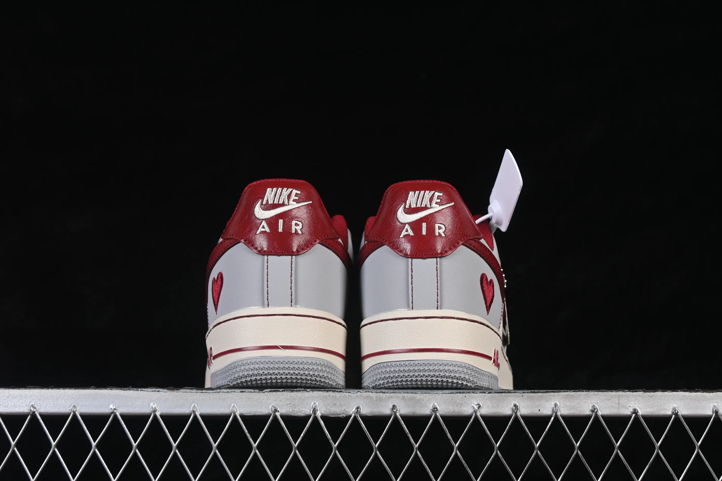 All Categories Nk Air Force 1 Air Force Series Nk Air Force 1 Low Air Force Low Nike Air Force 1'07 Low Valentine's Day Limited Soot Red Marks Air Force One Low Casual Shoes NH0601-540